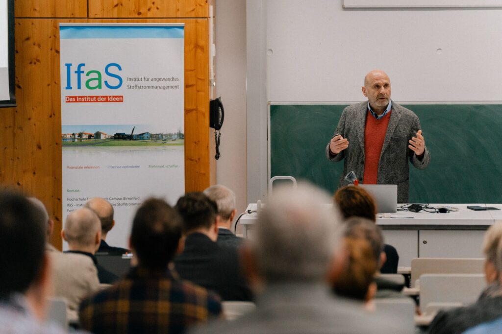 3 Prof. Dr. Heck (IfaS) Web