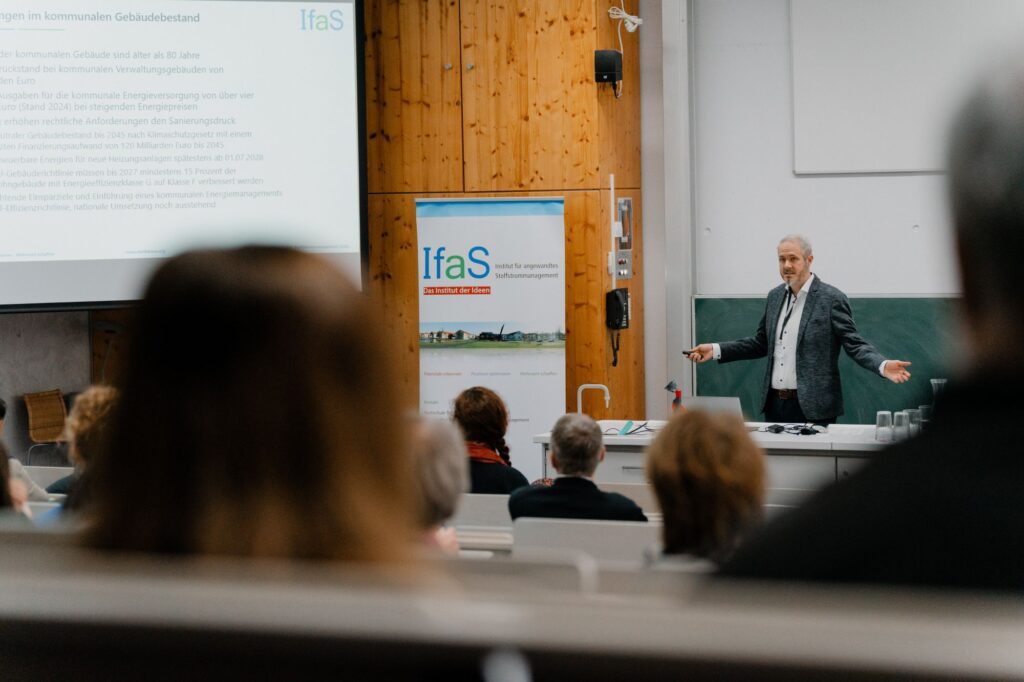 7 Hr. Zirwes (IfaS) Web