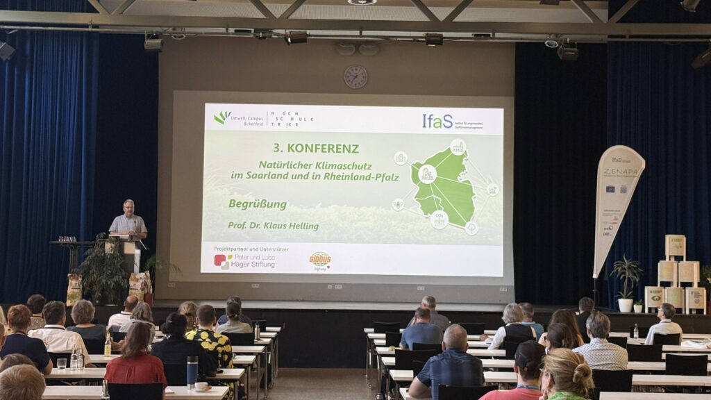 Prof. Dr. Klaus Helling, Dekan UCB