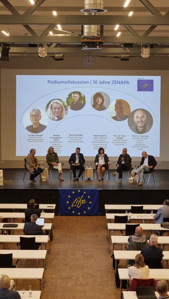 Podiumsdiskussion